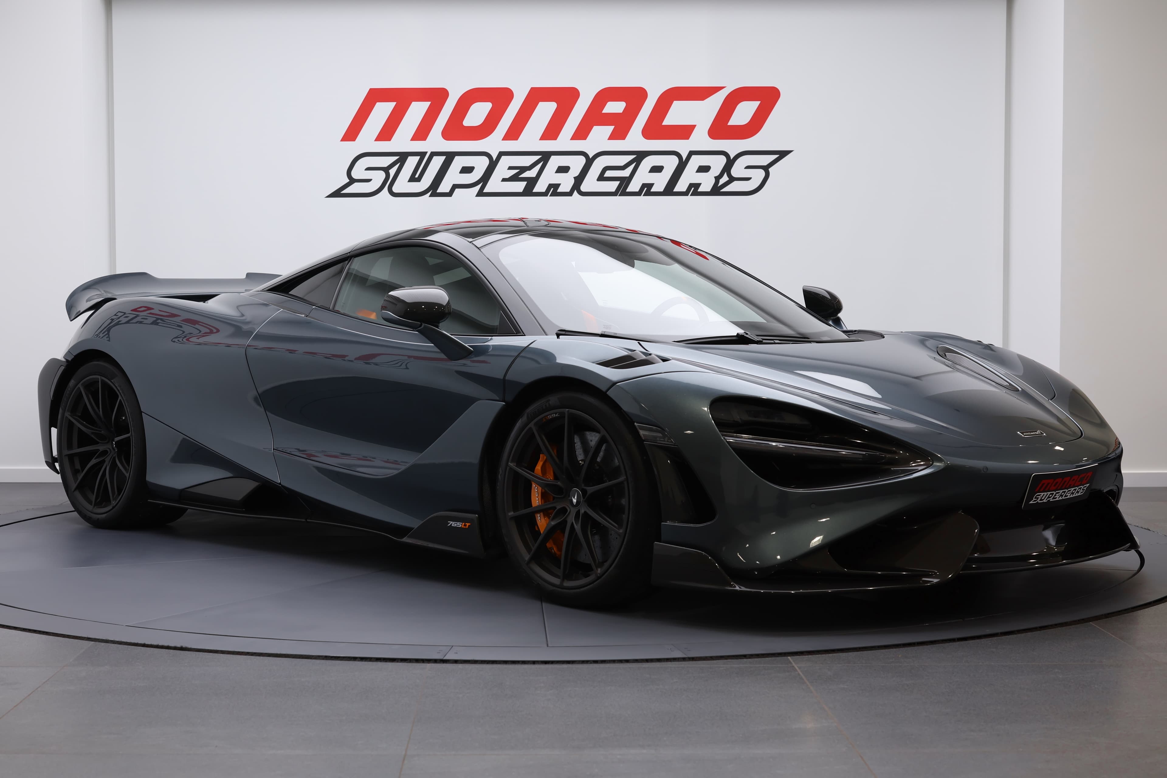 765 LT - view 1